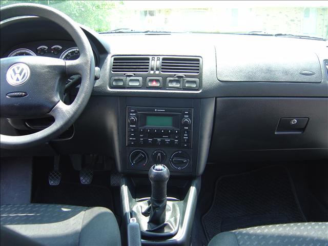 Volkswagen Jetta 2004 photo 5