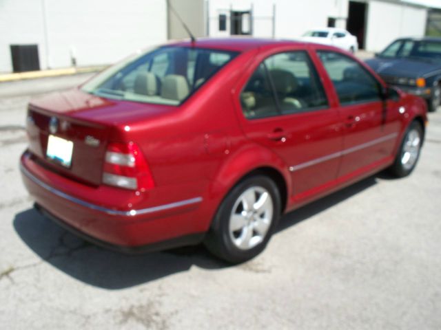 Volkswagen Jetta 2004 photo 3
