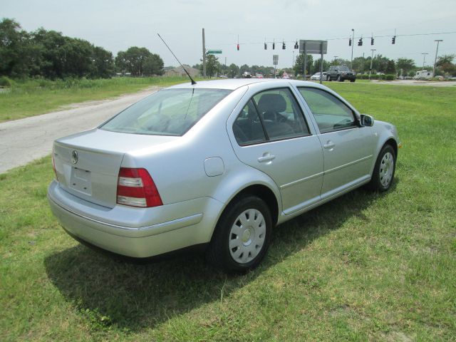Volkswagen Jetta 2004 photo 4