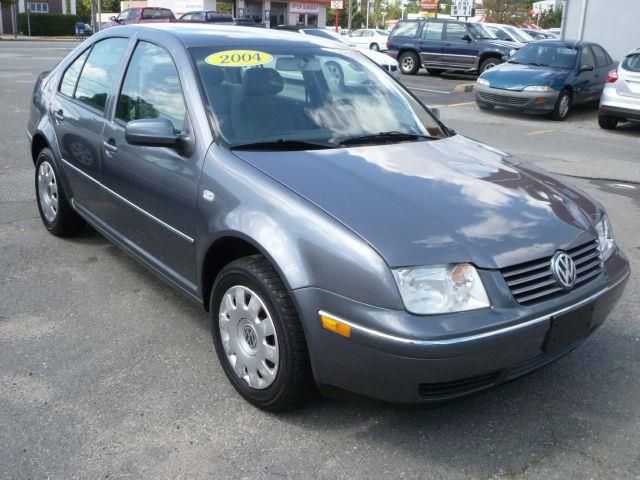Volkswagen Jetta 2004 photo 1
