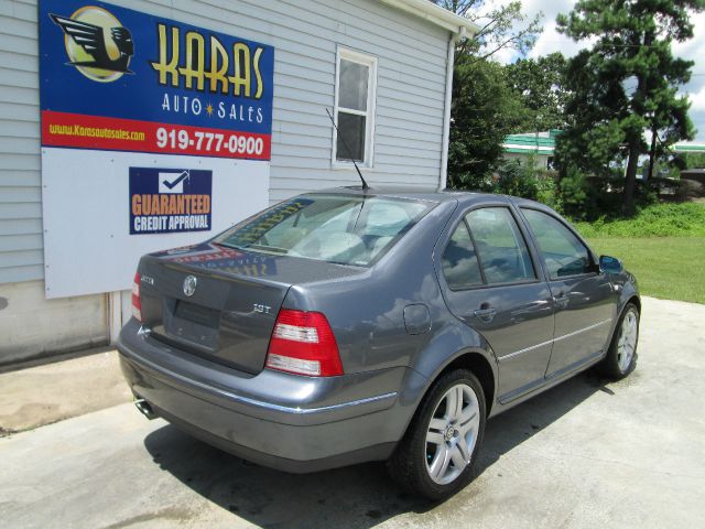 Volkswagen Jetta 2004 photo 4