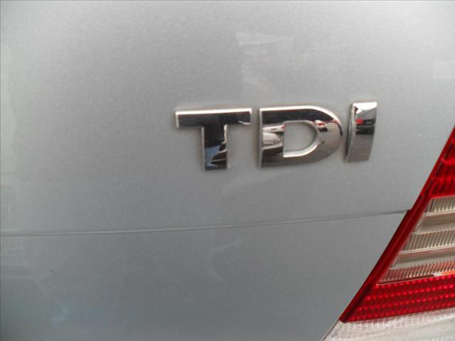 Volkswagen Jetta 2004 photo 2