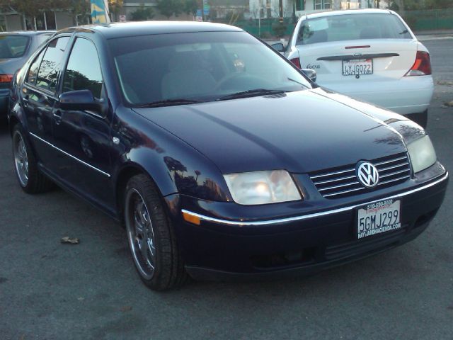 Volkswagen Jetta 2004 photo 2