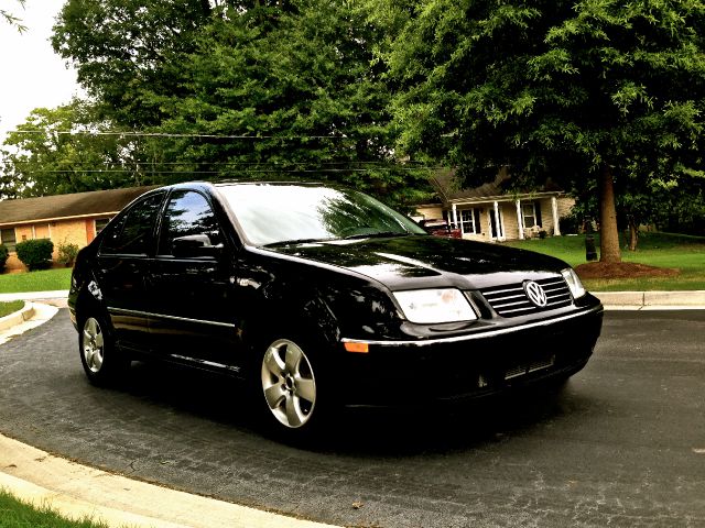 Volkswagen Jetta 2004 photo 3