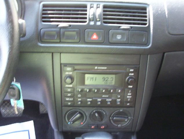 Volkswagen Jetta 2004 photo 6