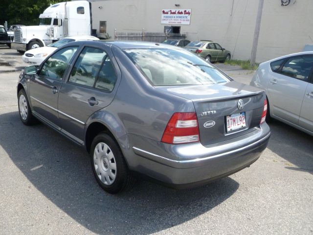 Volkswagen Jetta 2004 photo 3