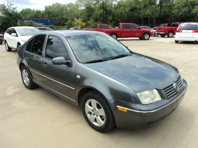 Volkswagen Jetta 2004 photo 2