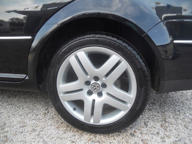 Volkswagen Jetta 2004 photo 16