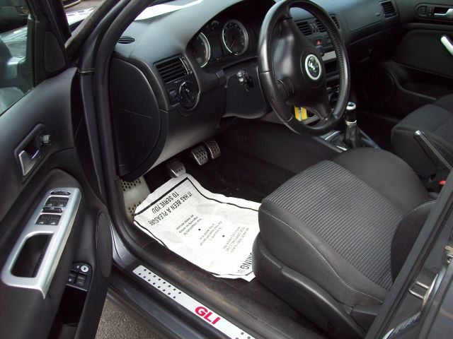 Volkswagen Jetta Ml350 AWD SUV Sedan