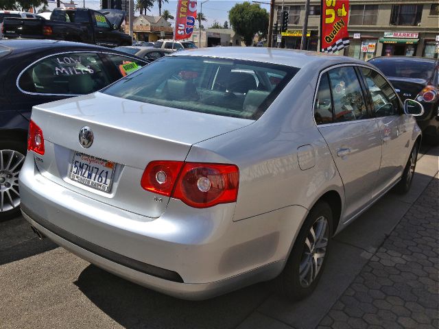 Volkswagen Jetta 2005 photo 1