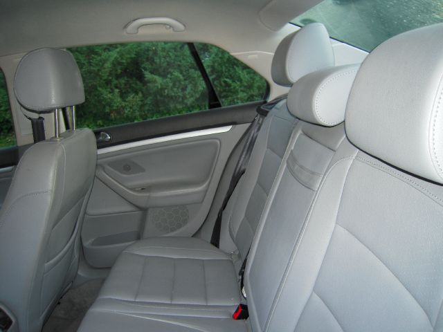 Volkswagen Jetta 2005 photo 3