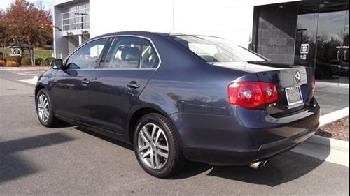 Volkswagen Jetta 2005 photo 2