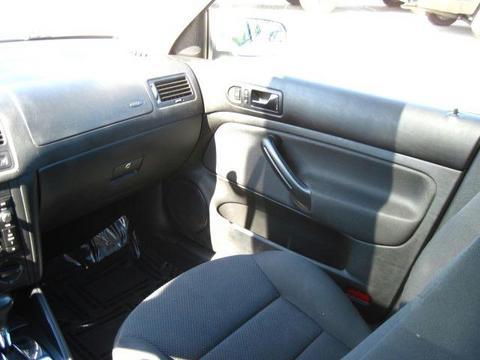 Volkswagen Jetta 2005 photo 2