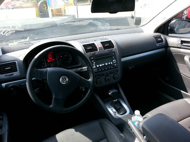 Volkswagen Jetta 2005 photo 2