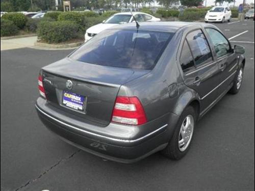 Volkswagen Jetta 2005 photo 2