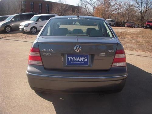 Volkswagen Jetta 2005 photo 2