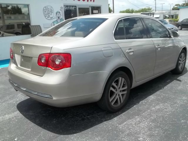 Volkswagen Jetta Limited Wagon Sedan