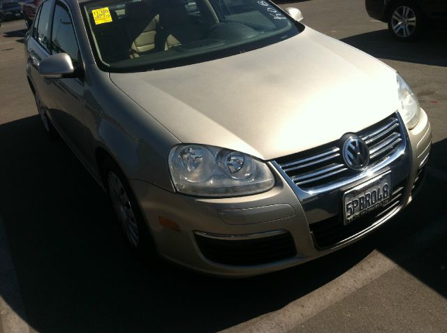 Volkswagen Jetta 2005 photo 2