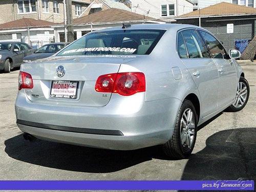 Volkswagen Jetta 2005 photo 3