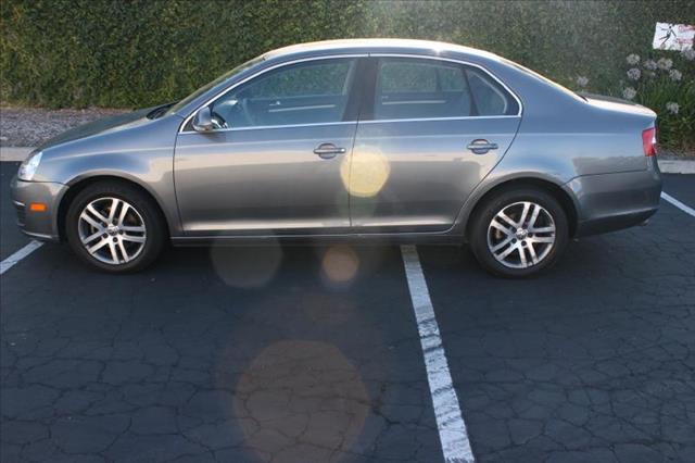 Volkswagen Jetta 2005 photo 1