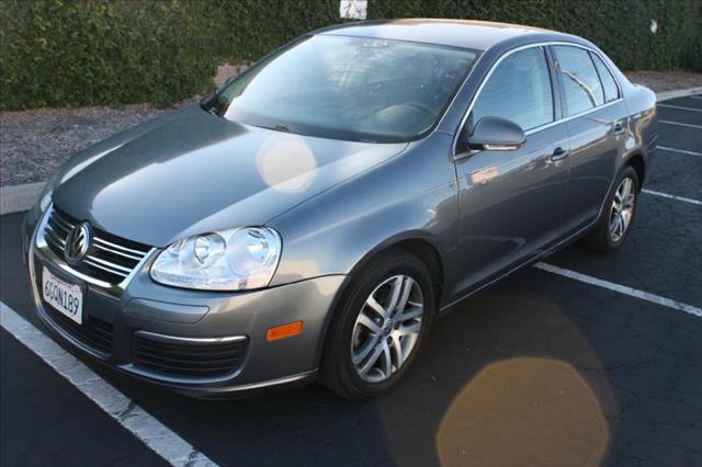 Volkswagen Jetta 2005 photo 2