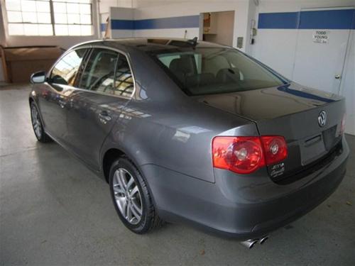 Volkswagen Jetta 2005 photo 3