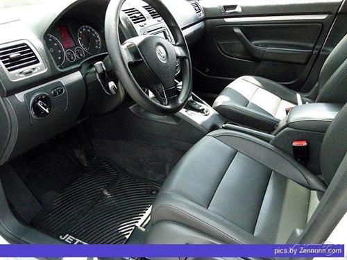 Volkswagen Jetta 2005 photo 5