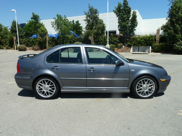 Volkswagen Jetta 2005 photo 2