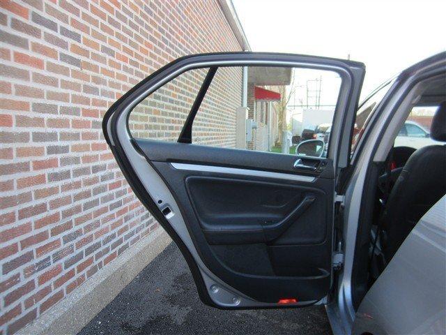 Volkswagen Jetta 2005 photo 3