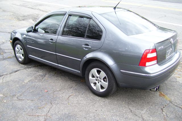Volkswagen Jetta 2005 photo 3