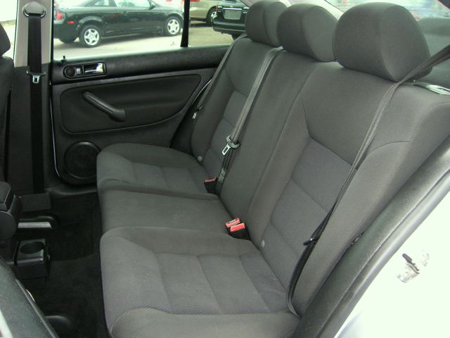 Volkswagen Jetta 2005 photo 2