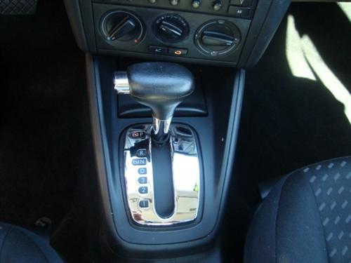 Volkswagen Jetta 2005 photo 4