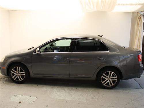 Volkswagen Jetta 2005 photo 3