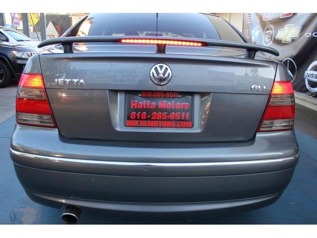 Volkswagen Jetta 2005 photo 4