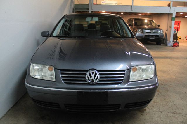 Volkswagen Jetta 2005 photo 2