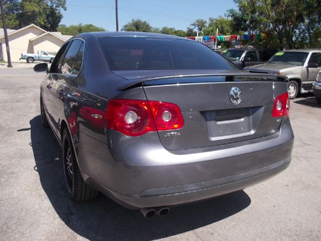 Volkswagen Jetta 2005 photo 1