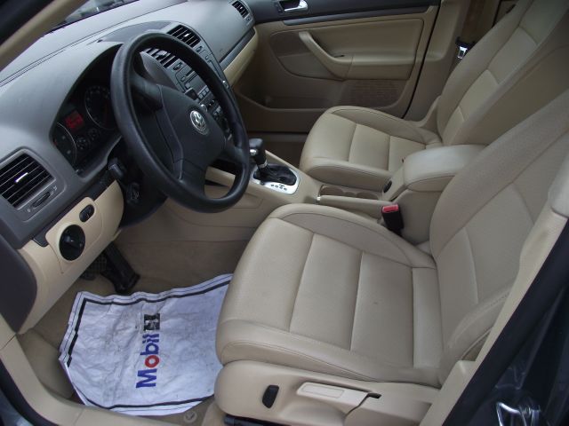 Volkswagen Jetta CD With MP3 Sedan