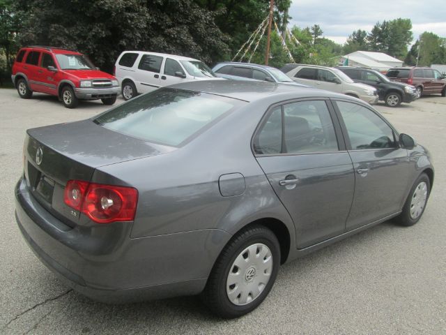 Volkswagen Jetta 2006 photo 2