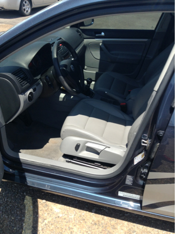 Volkswagen Jetta CD With MP3 Sedan