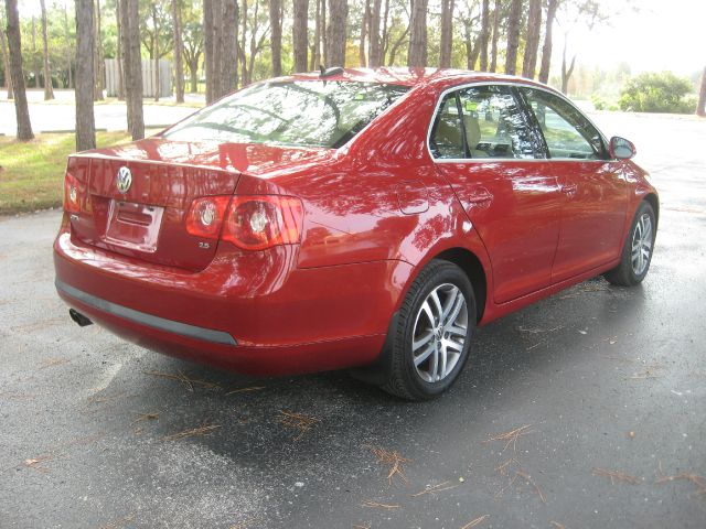 Volkswagen Jetta 2006 photo 4