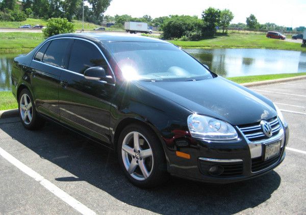 Volkswagen Jetta Wagon SE Sedan