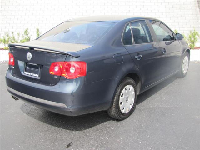 Volkswagen Jetta 2006 photo 3