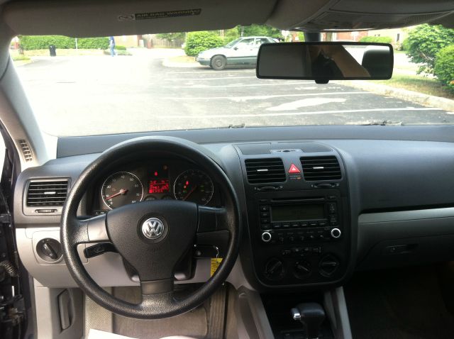 Volkswagen Jetta Limited Wagon Sedan