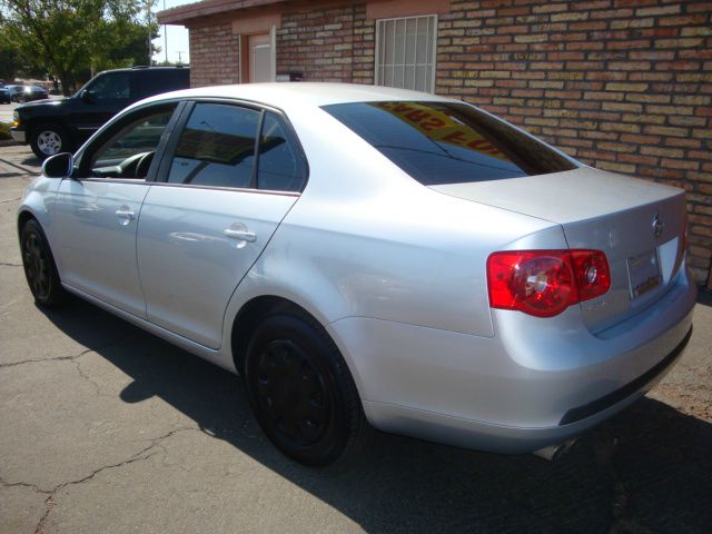 Volkswagen Jetta 2006 photo 2