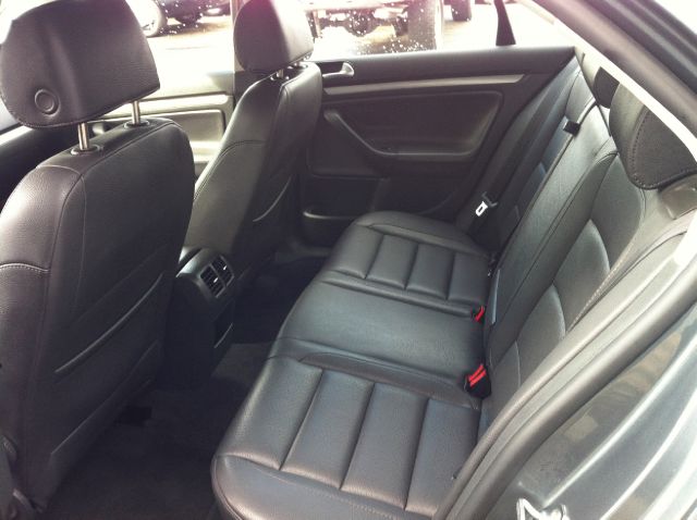 Volkswagen Jetta CD With MP3 Sedan