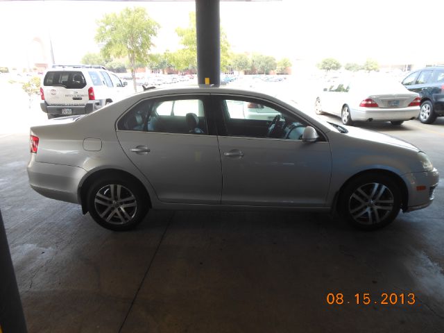 Volkswagen Jetta 2006 photo 3