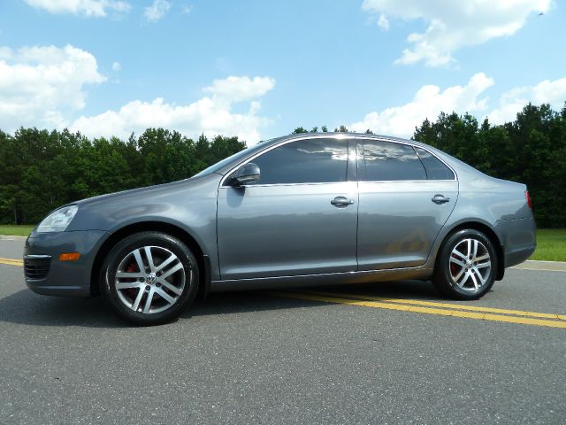 Volkswagen Jetta 2006 photo 2