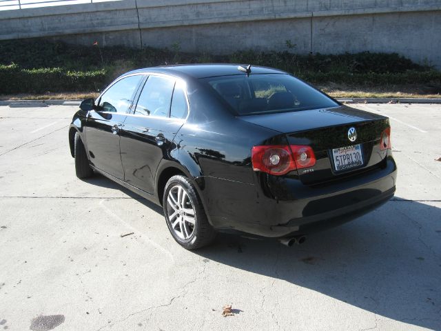 Volkswagen Jetta 2006 photo 2