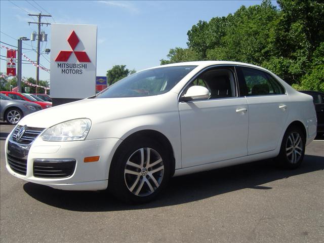 Volkswagen Jetta Limited Ultimate Sedan