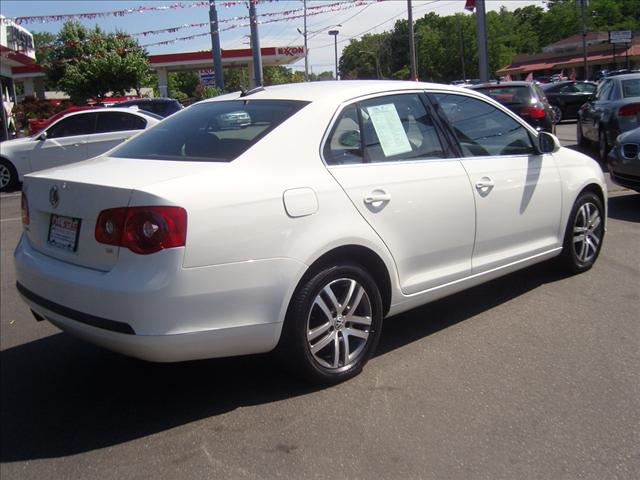 Volkswagen Jetta 2006 photo 4